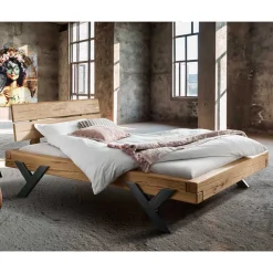 Clearance Wohnen Designbett aus Eichenbalken mit Metallfüßen - Frenanda