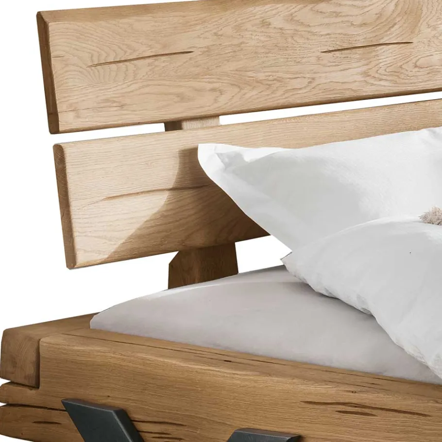 Clearance Wohnen Designbett aus Eichenbalken mit Metallfüßen - Frenanda