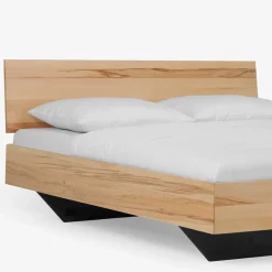 Wohnen Designbett in Schwebeoptik Puig mit Nachttisch Set (dreiteilig)