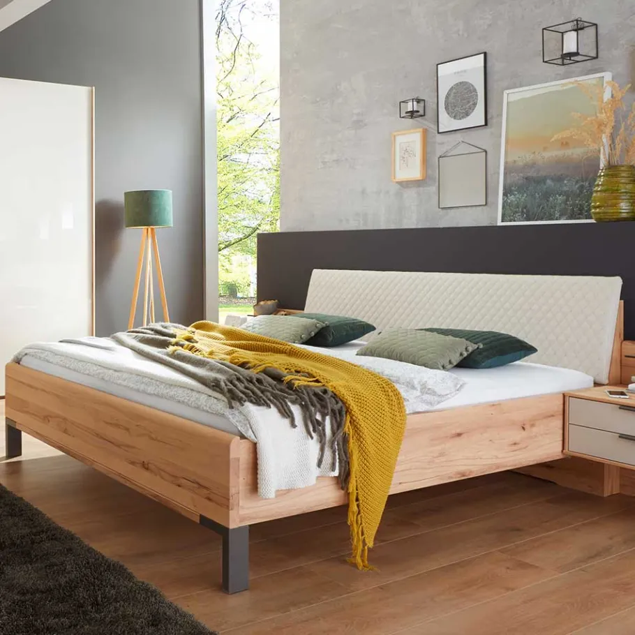 Outlet Wohnen Doppelbett aus Kernbuche mit Polsterkopfteil - Krofun