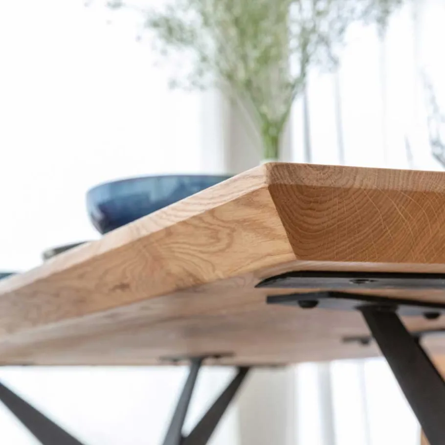 Hot Wohnen Eleganter Esszimmertisch aus massivem Eichenholz - Licium