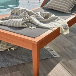 Discount Wohnen Gartenliege auf Rollen aus Eukalyptusholz - Promo