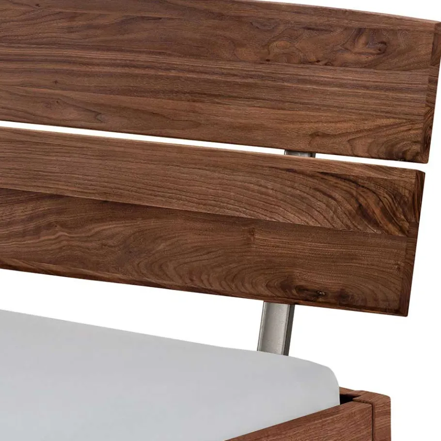 Best Wohnen Industrial Bett aus Nussbaum massiv - Bluesa
