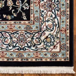 New Wohnen Rechteckiger Orient Teppich in Dunkelblau & Creme - Pandau