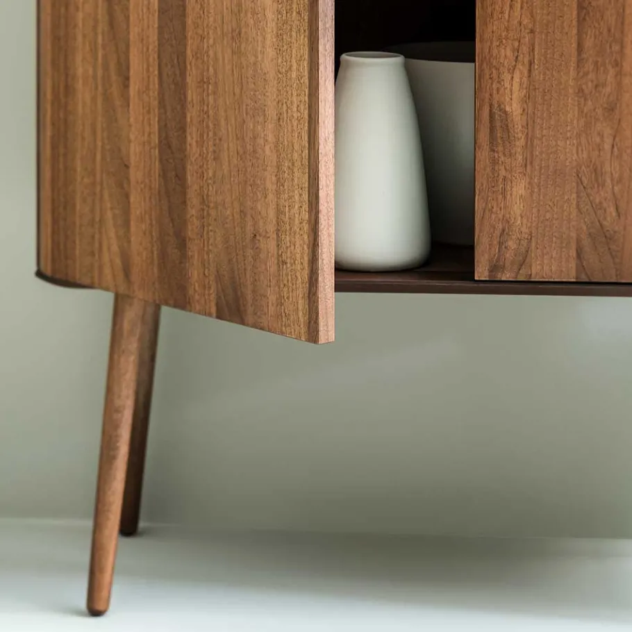 Best Wohnen Retro Chic Highboard aus Nussbaum - Rivossa