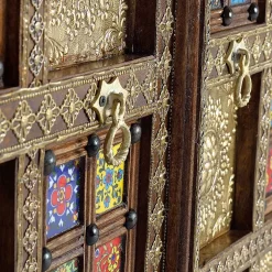 New Wohnen Schrank im Orient Design mit bunten Kacheln - Danascov