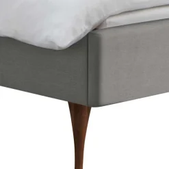 Clearance Wohnen Skandi Polsterbett in Grau und Nussbaum - Amor