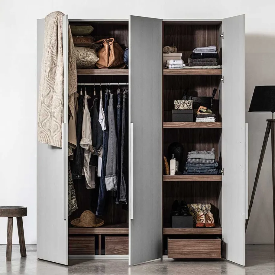Best Wohnen Skandi 3-türiger Schlafzimmerschrank in Grau - Rochella