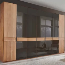 Discount Wohnen Teilmassiver Schrank mit sieben Türen - Hung