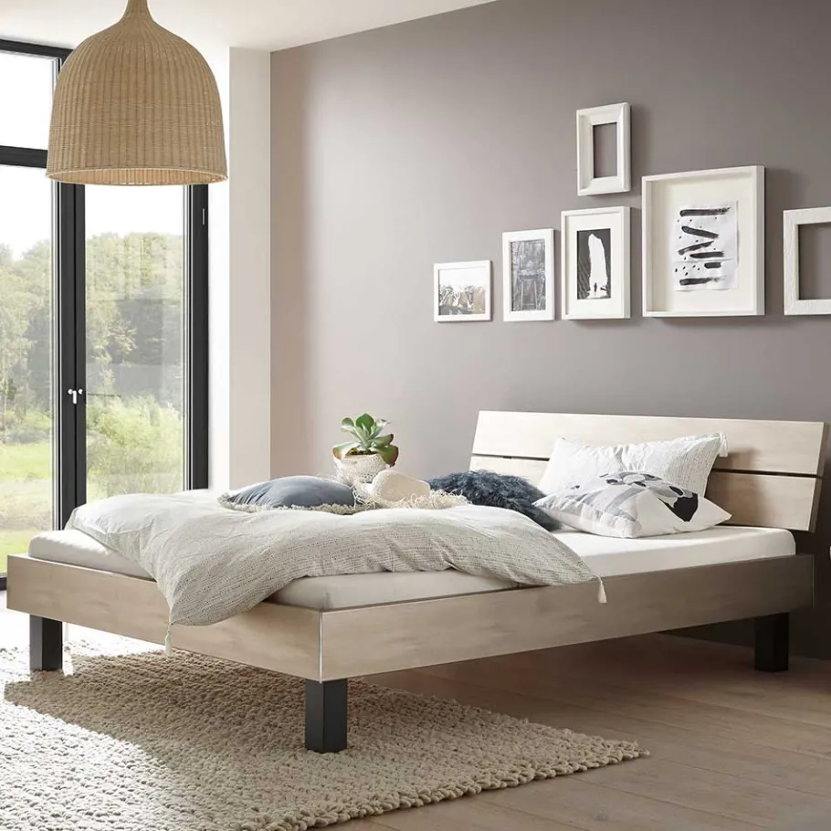 Outlet Wohnen Topp Bettgestell mit Kopfteil in Silber Grau - Domago