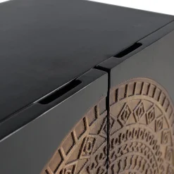 Online Wohnen 4-türige Design Kommode mit Mandala Schnitzerei - Synessa