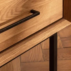 Discount Wohnen TV Board mit drei Schubladen aus Wildeiche - Kerfa