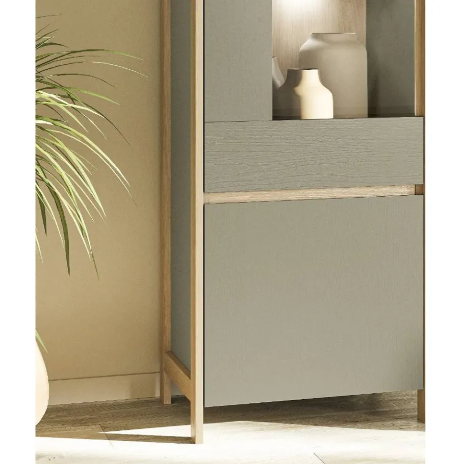 New Wohnen Vitrine in Eukalyptus und Eiche Optik - Promo