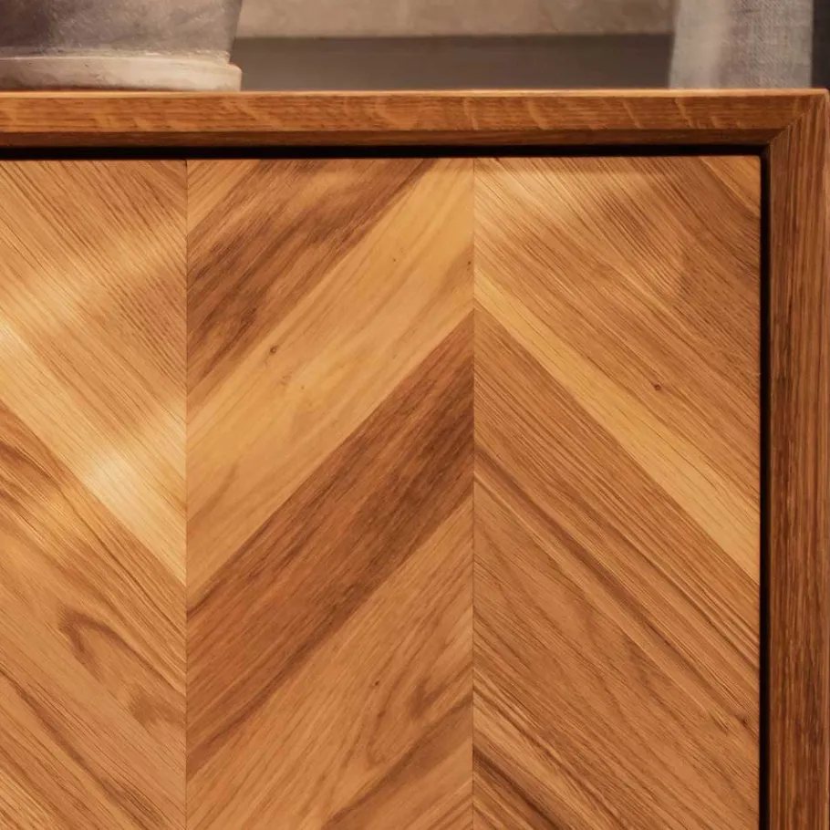 Clearance Wohnen Wildeiche TV Lowboard mit Fischgrät Design - Kerfa