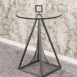 Clearance Wohnen 45x57x45 Tisch mit Design Pyramiden Gestell - Soveltra