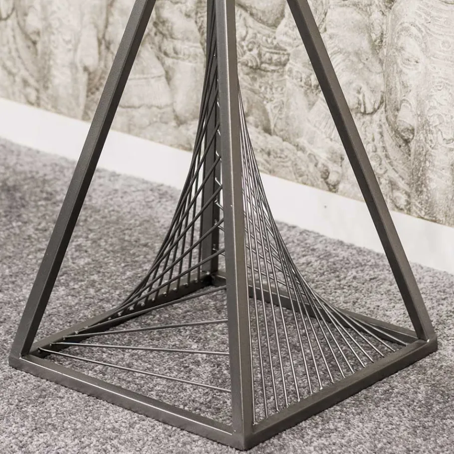 Clearance Wohnen 45x57x45 Tisch mit Design Pyramiden Gestell - Soveltra